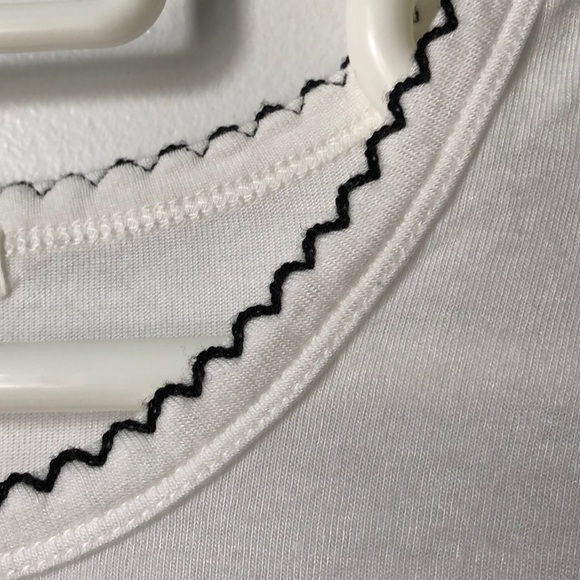 Garage White Tee - Picture 4 of 4